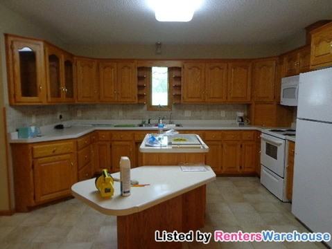 24812 Agram Blvd - Photo 3 of 13