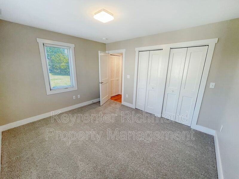 400 Dobson St - Photo 6 of 12