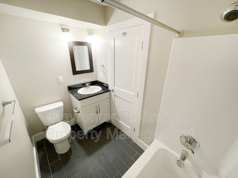 400 Dobson St - Photo 7 of 12