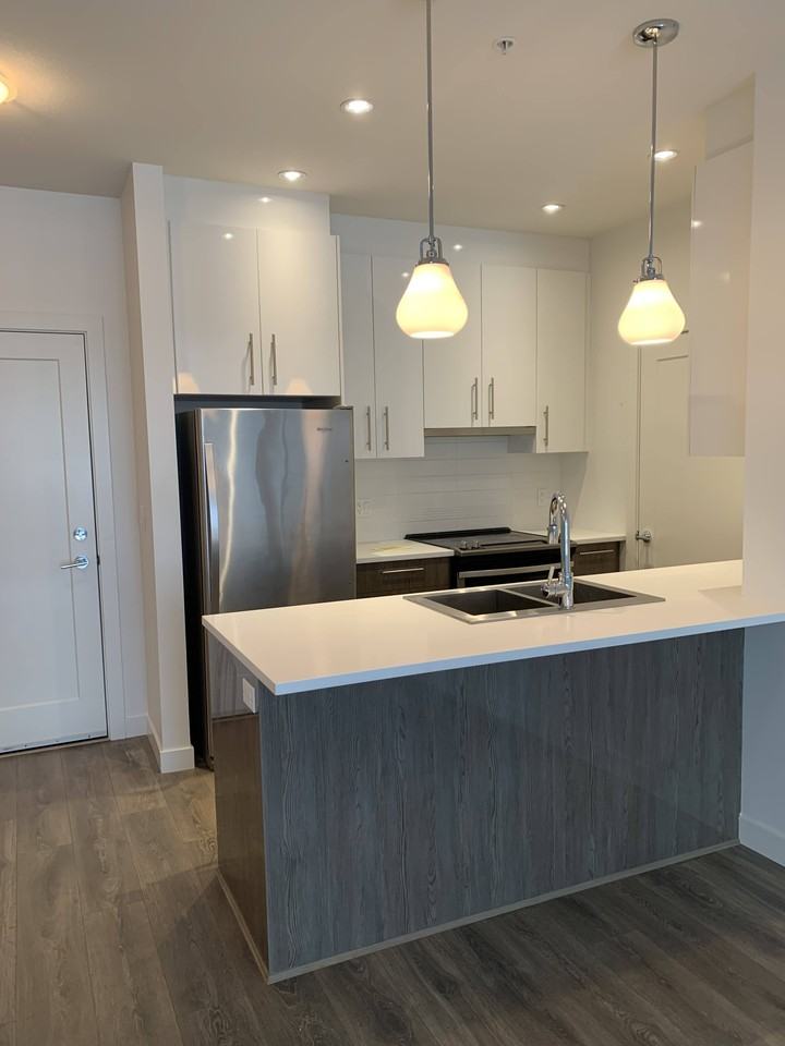 77A Ave & 208 St 311, Langley, BC V2Y 2Y5 2 Bedroom Apartment for