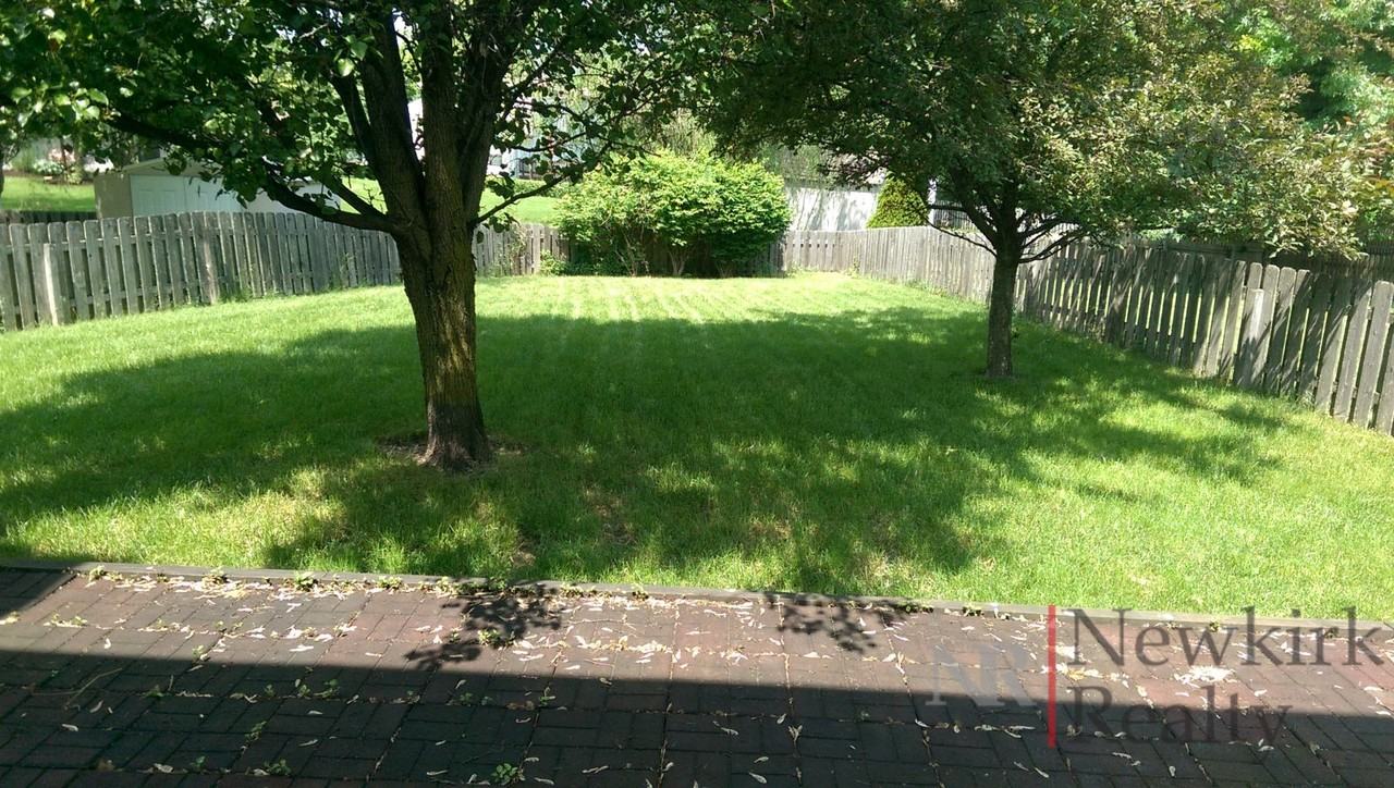 12556 Trophy Dr - Photo 2 of 22