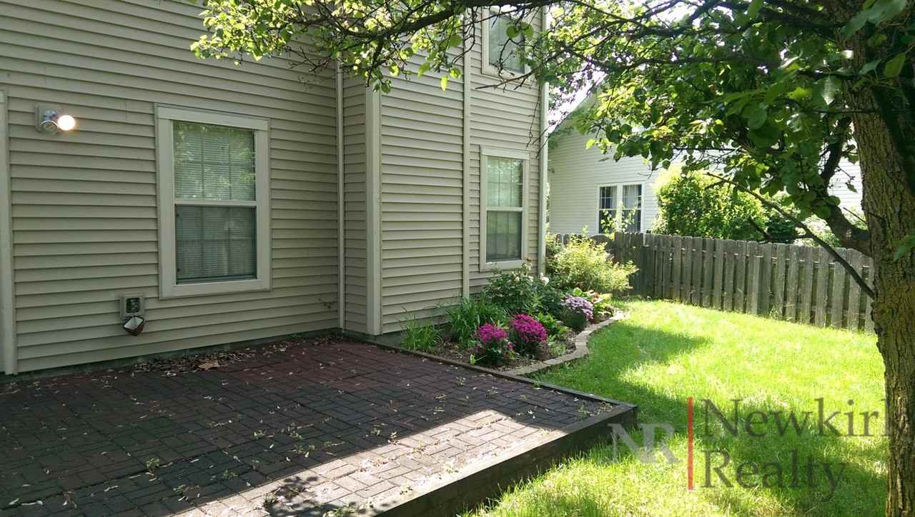 12556 Trophy Dr - Photo 3 of 22