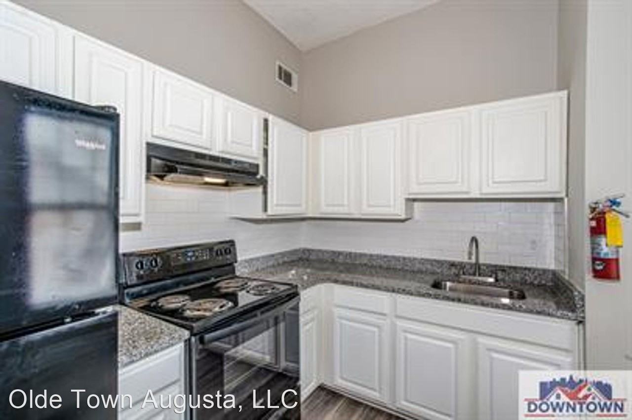 604 3rd Street - Photo 3 of 7