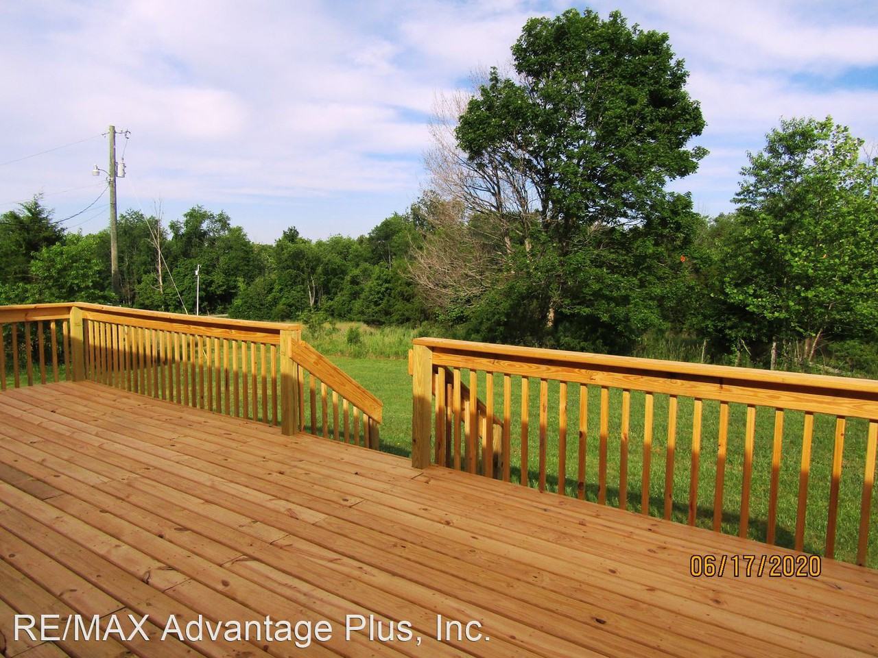 1887 Burns Rd - Photo 3 of 11