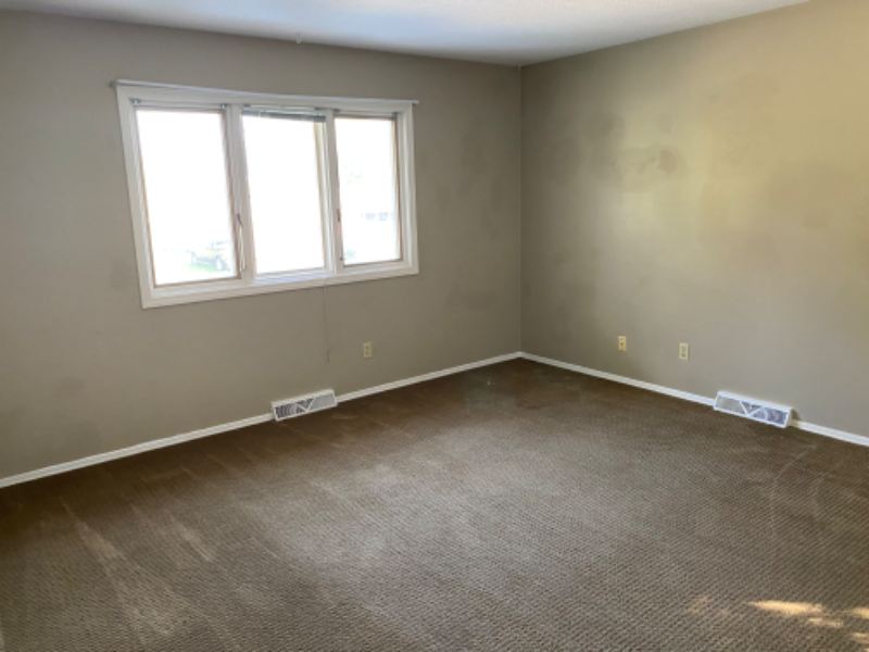 304 E Harrison St - Photo 2 of 8