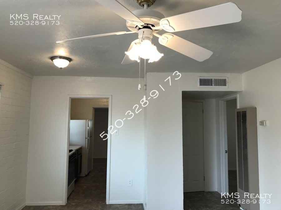2417 E Cochise Vis - Photo 3 of 9