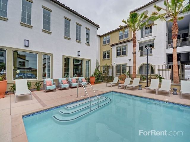 Miro Apartments - Photo 3 of 18