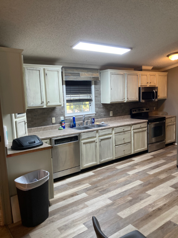 5612 Avery Island Rd - Photo 2 of 15