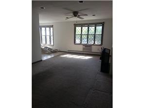 714 Sierra Vista Ln - Photo 2 of 9
