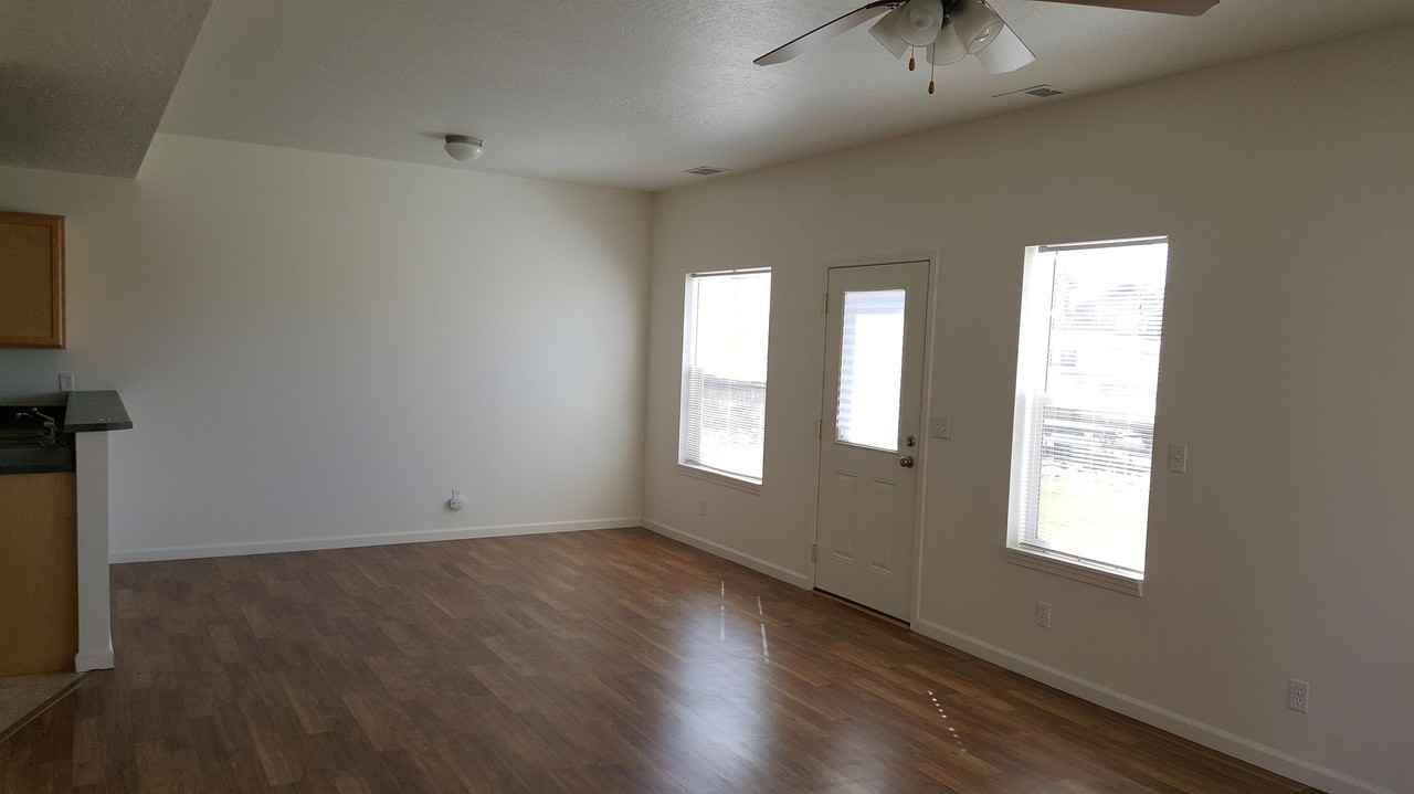 400 Par Ave #1 - Photo 4 of 49