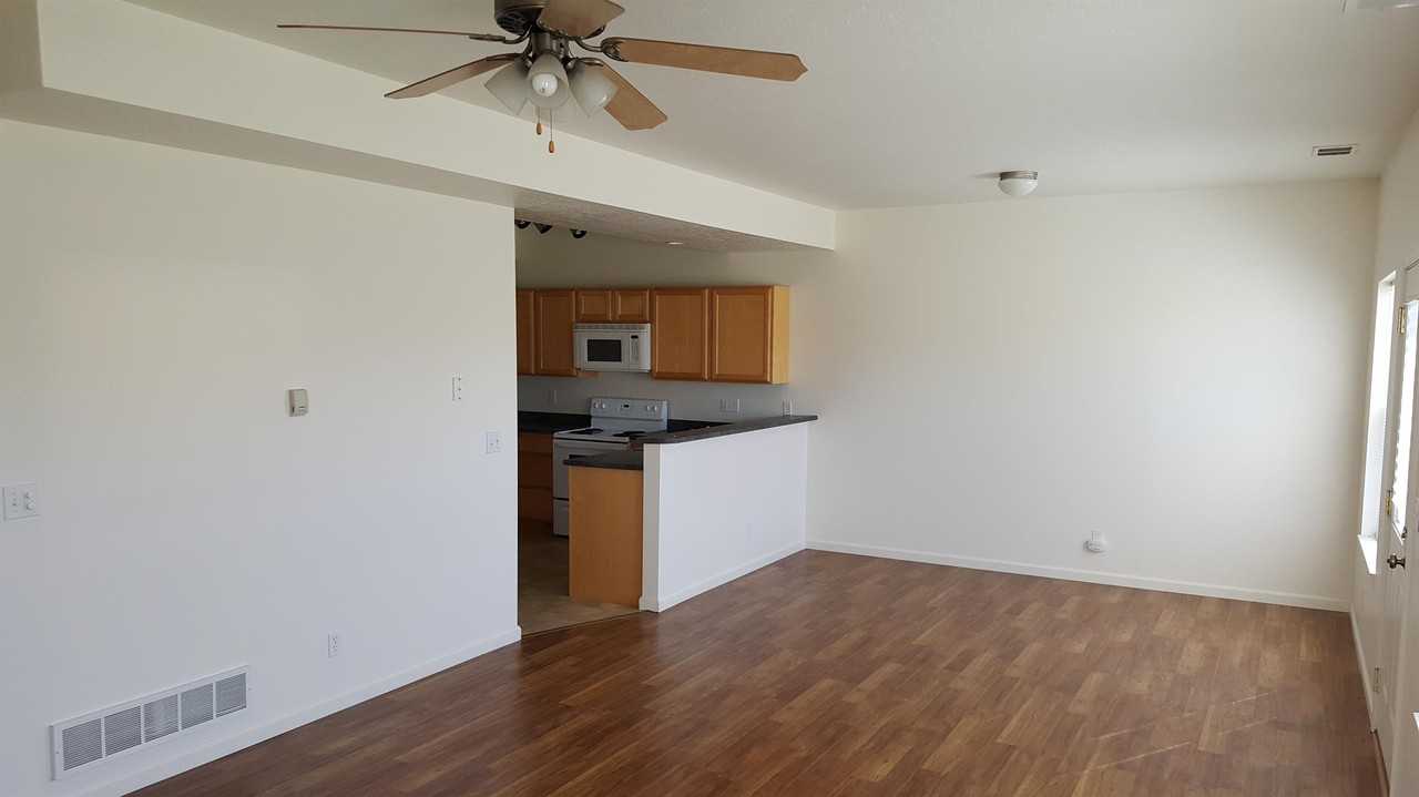 400 Par Ave #1 - Photo 5 of 49