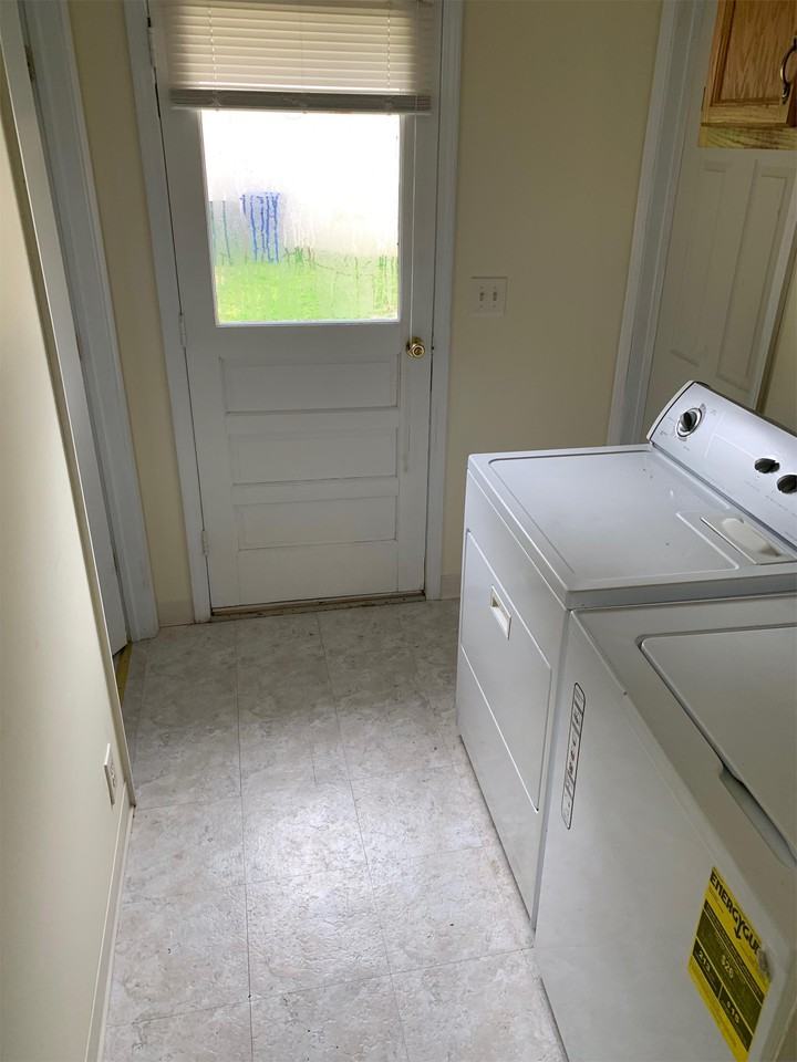 35 South May Avenue - Photo 7 of 10