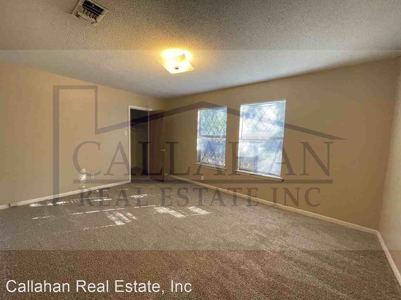 8213 Easy St - Photo 2 of 17