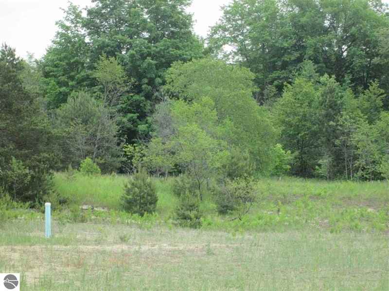 9452 Cumberland Dr - Photo 3 of 34