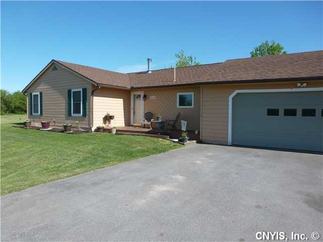 25574 Miller Rd - Photo 2 of 12