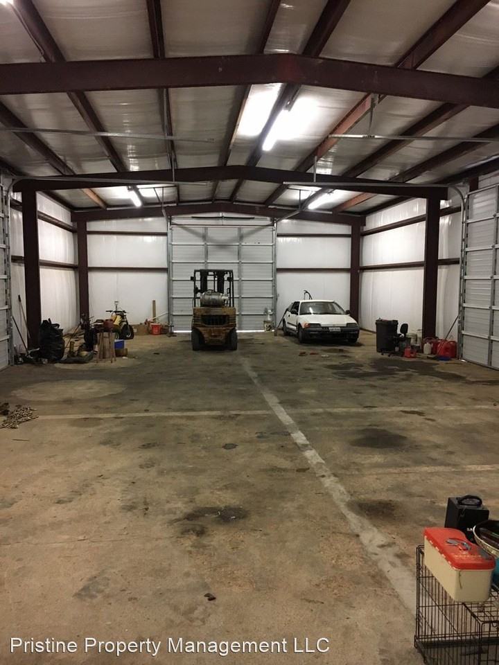 812 E Commerce Ave - Photo 3 of 7