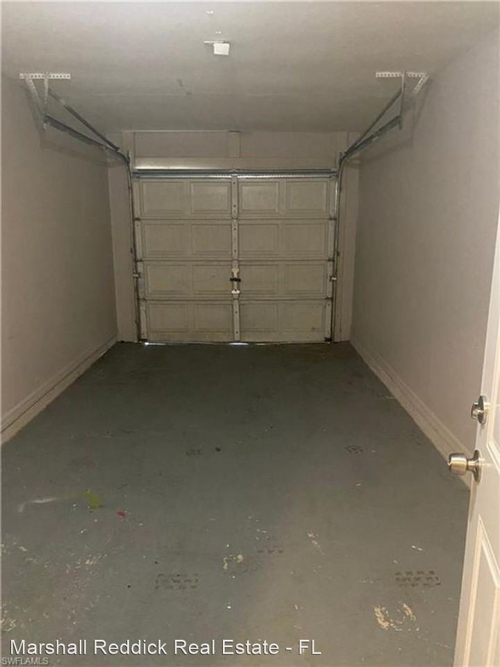 3024-3026 Santa Barbara Boulevard - Photo 3 of 16