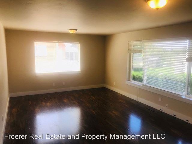 133 N Harrison Blvd - Photo 3 of 4