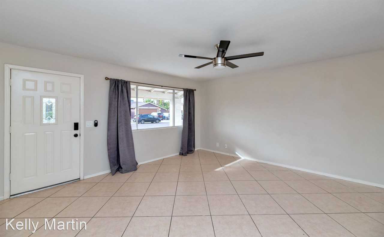 4738 W Charleston Ave - Photo 3 of 18