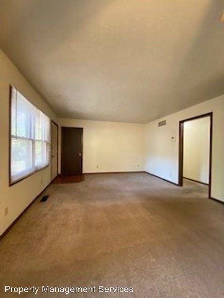 25584 Thelmadale Dr. - Photo 2 of 26