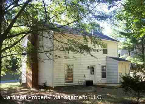 1018 Conestoga Dr - Photo 2 of 5