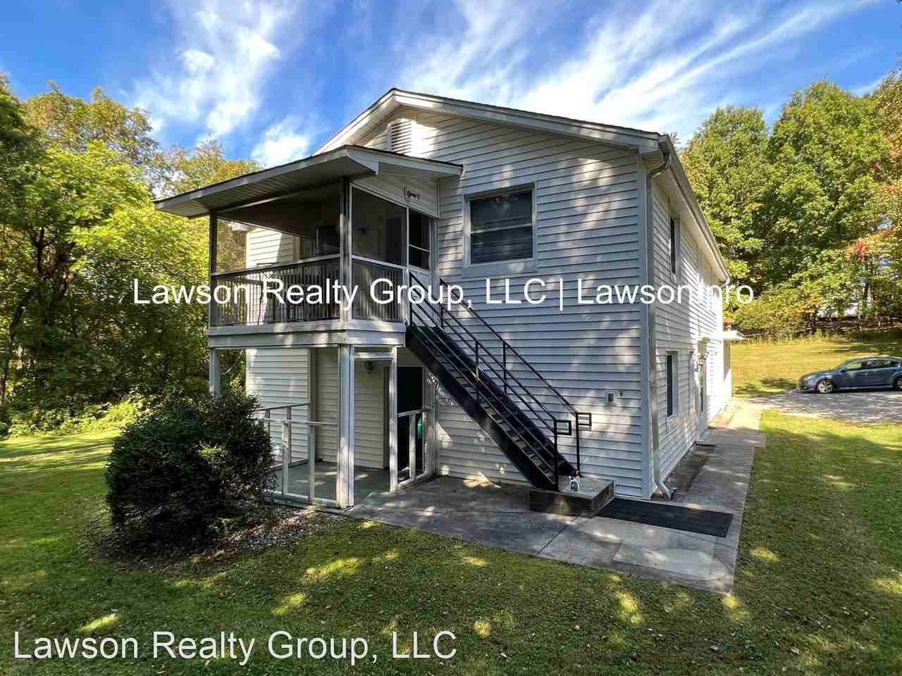 3643 Lake Drive - Photo 3 of 33