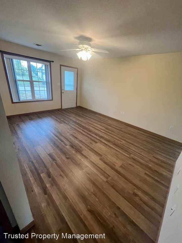 213, 215, 219 Pine Ridge Drive - Photo 3 of 8