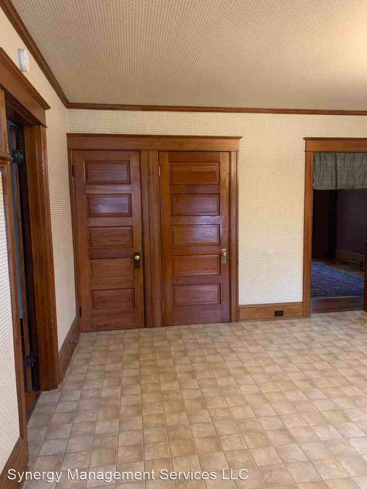 16513 National Pike - Photo 2 of 20