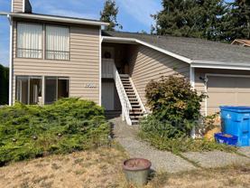 17319 Stone Ct N #A - Photo 1 of 1