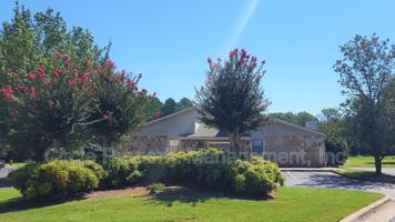 featured image of 3930 Pulaski Pike Nw #B11