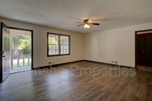 featured image of 157 Hooten St