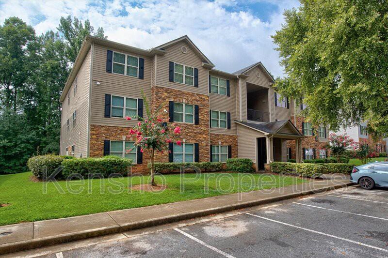 5302 Fairington Club Dr - Photo 2 of 19