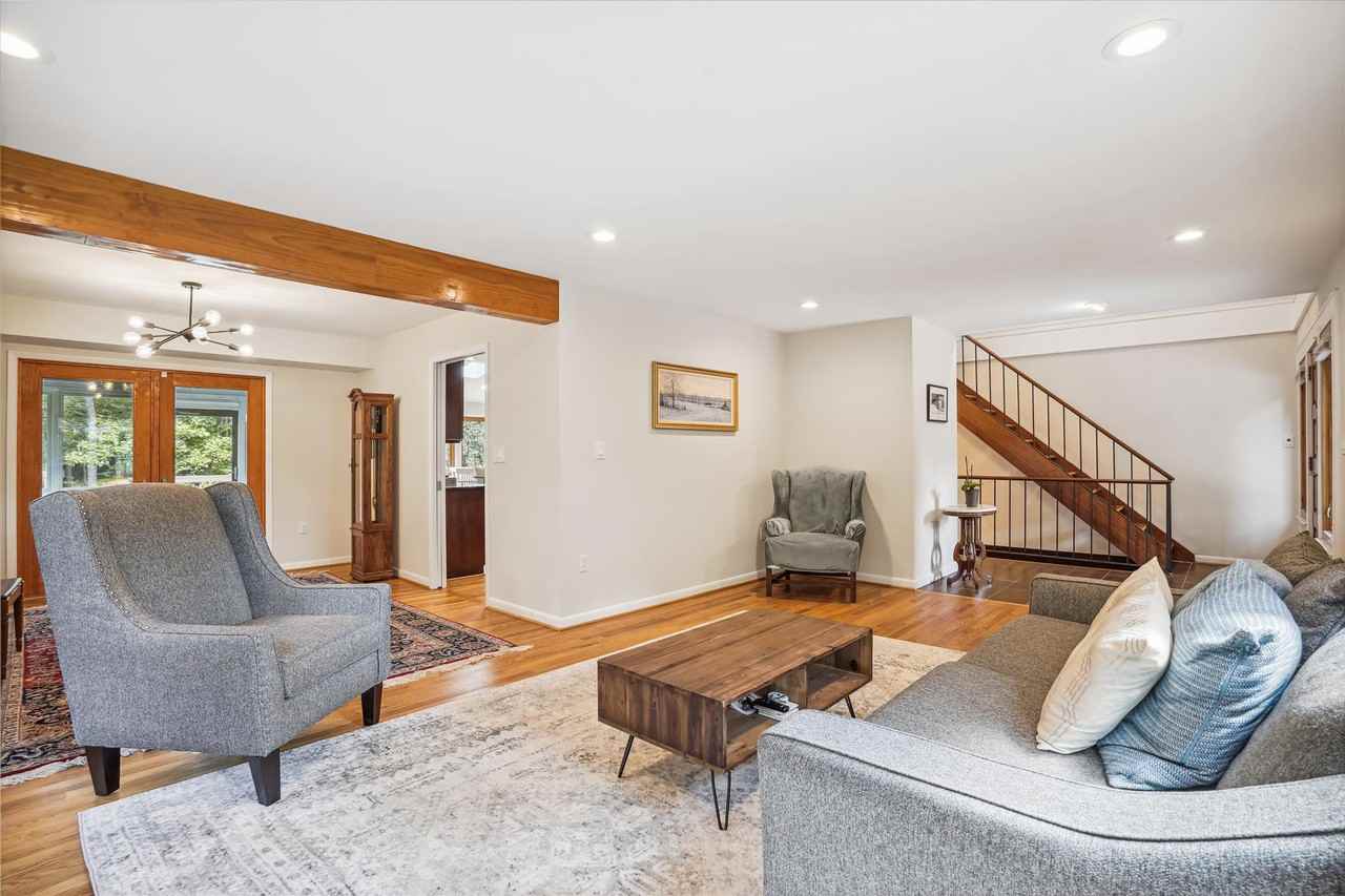 10408 Hunter Ridge Dr - Photo 7 of 30