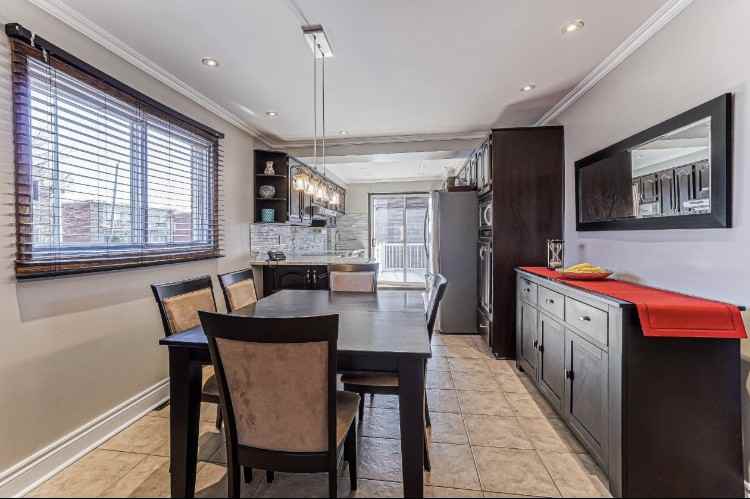 7902G Rue Browning - Photo 2 of 7
