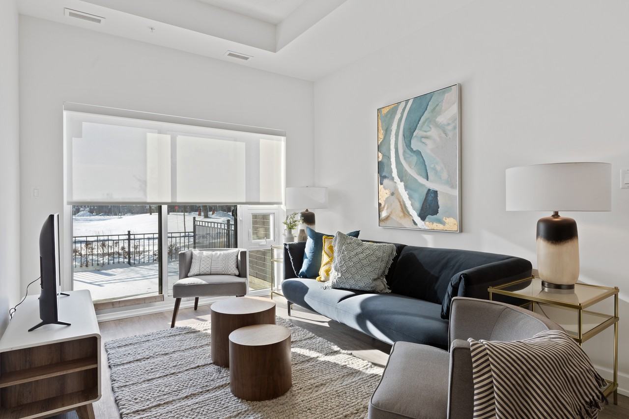 2822 Sandalwood Drive - Photo 3 of 15