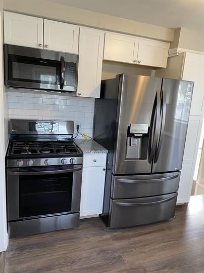 1697 Winchester Ave - Photo 2 of 23