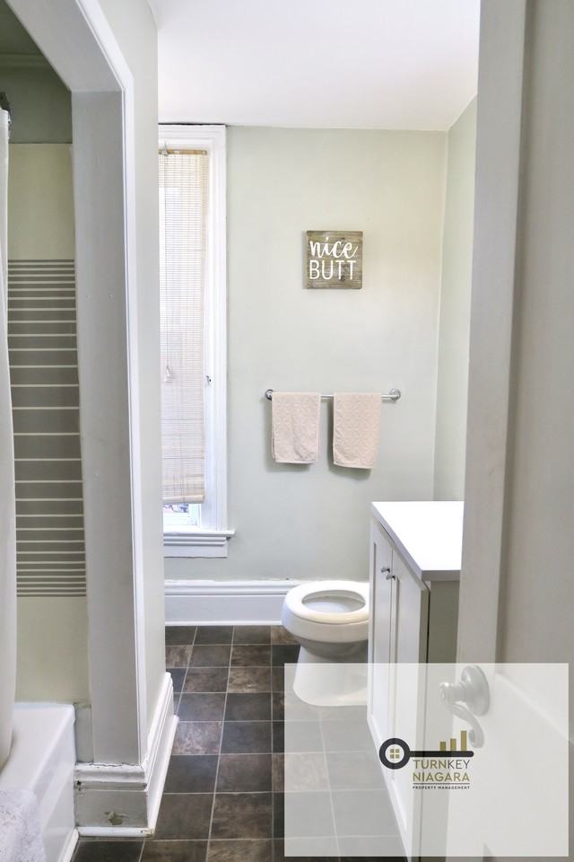 11 Welland Avenue - Photo 6 of 10