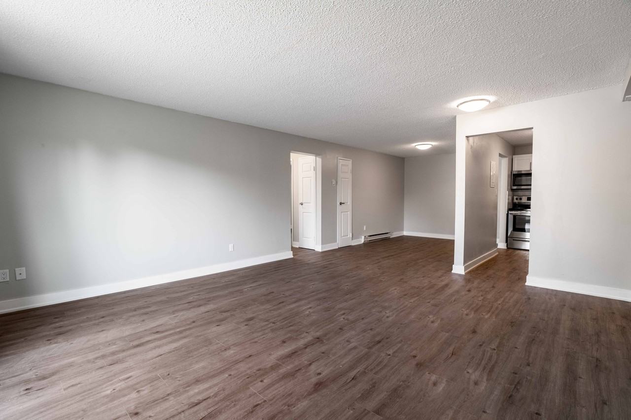 47 Orchard Heights Drive - Photo 3 of 14