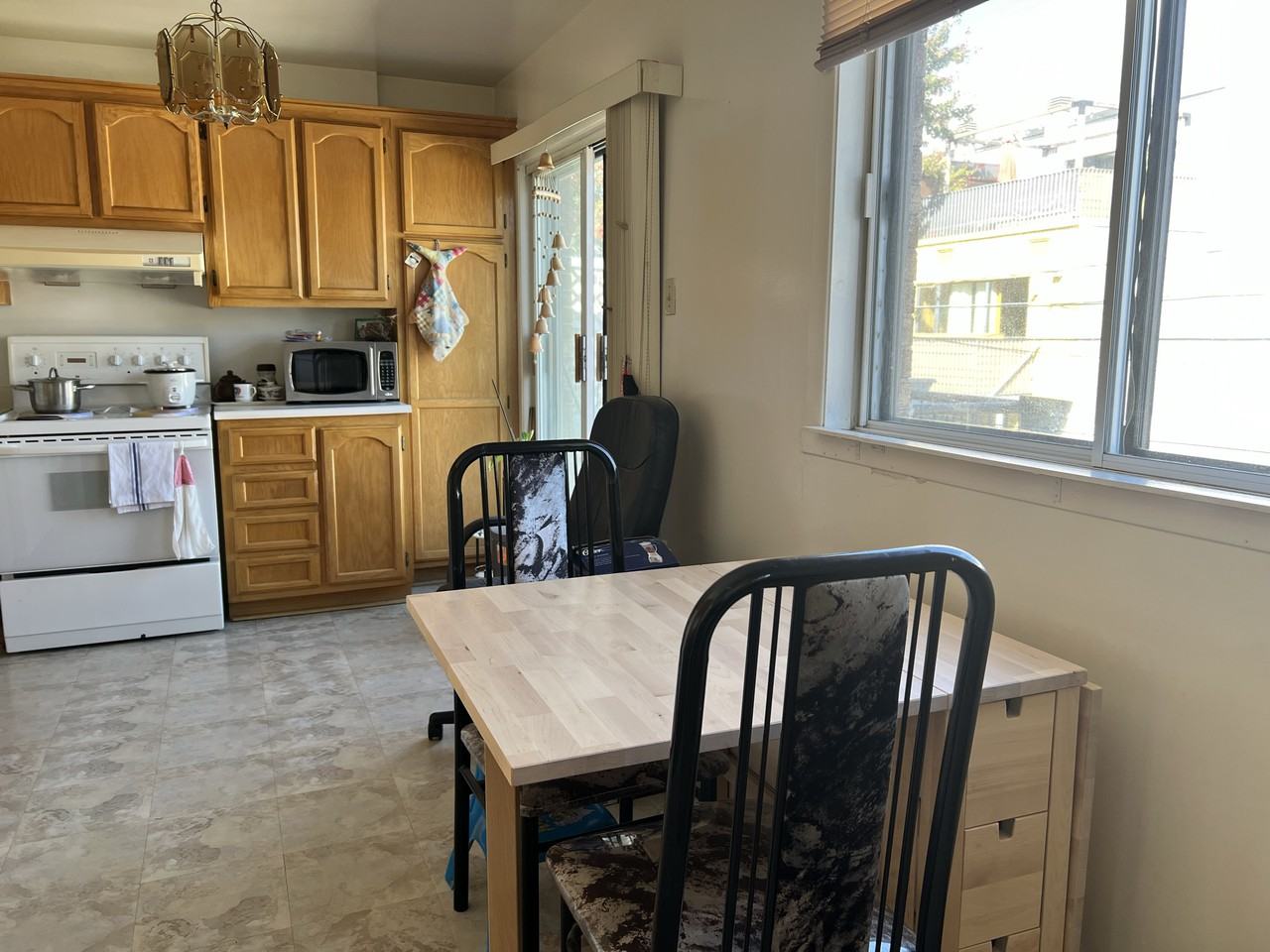 6345 Av Papineau - Photo 2 of 11