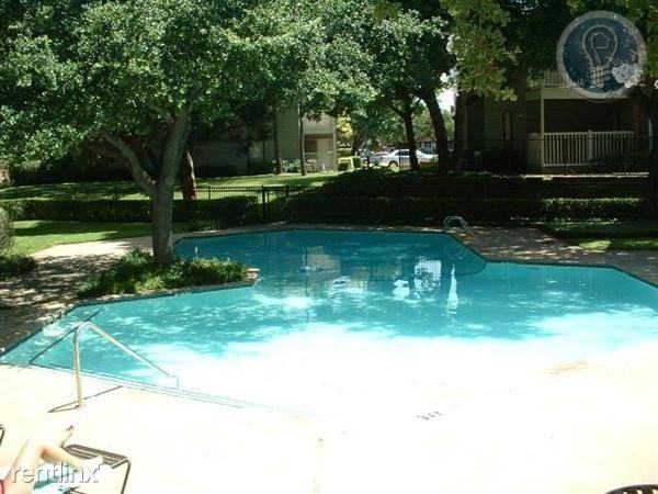 1543 Amesbury Dr #F10 - Photo 3 of 4