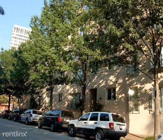 2700 Laclede St #F21 - Photo 2 of 4