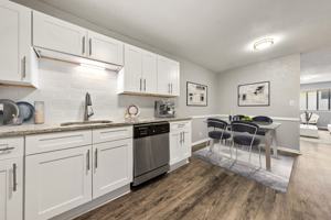 featured image of 2572 Lenox Road Northeast