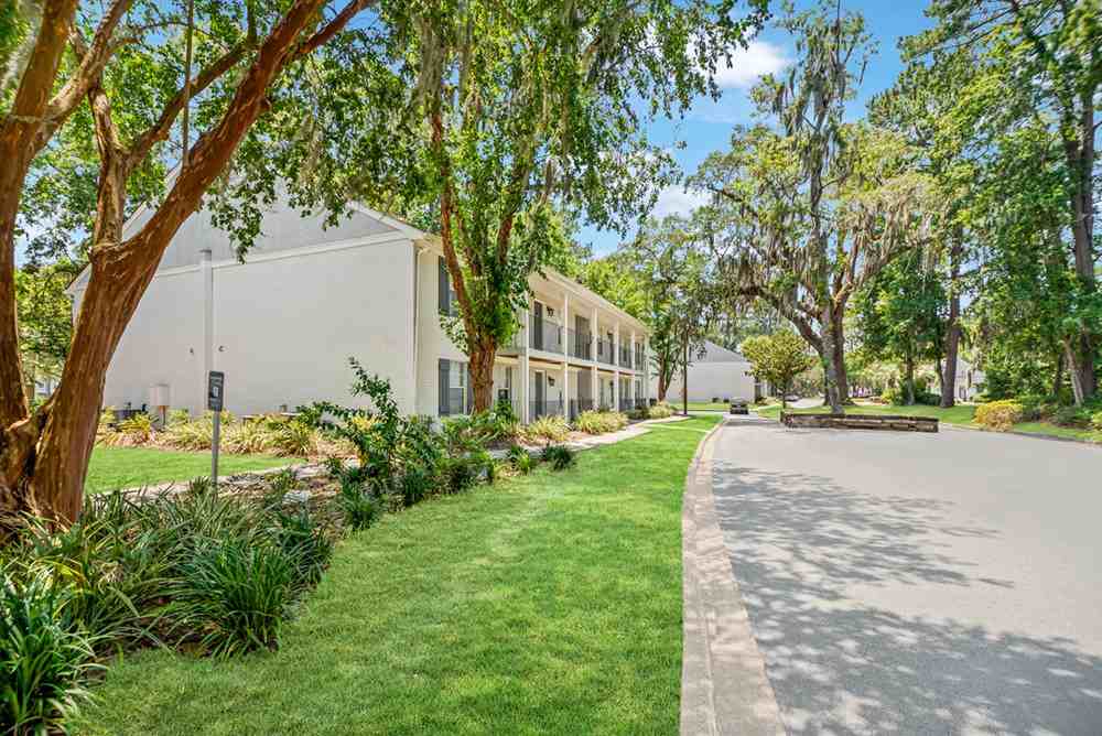 Magnolia Villas - Photo 4 of 47