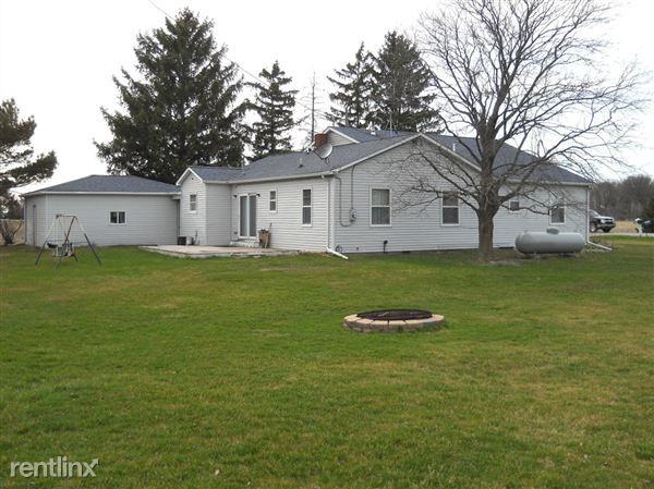 6005 Fergus Rd - Photo 2 of 13