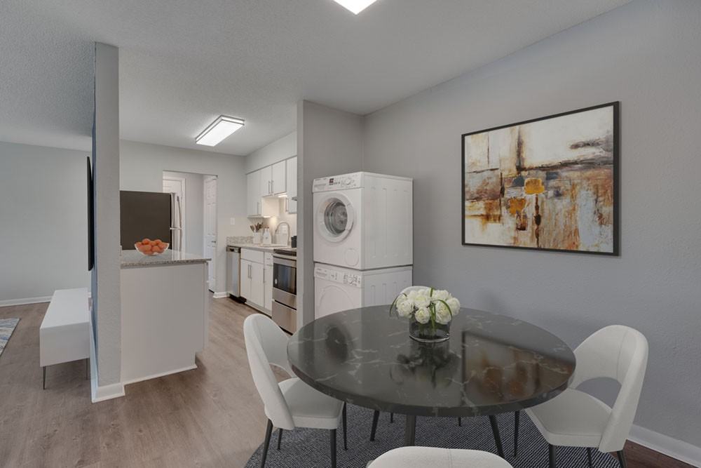 SoHo Apartments Homes - Photo 7 of 19