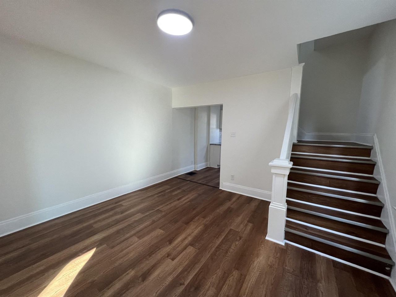 1096 Parsons Ave #1 - Photo 3 of 4