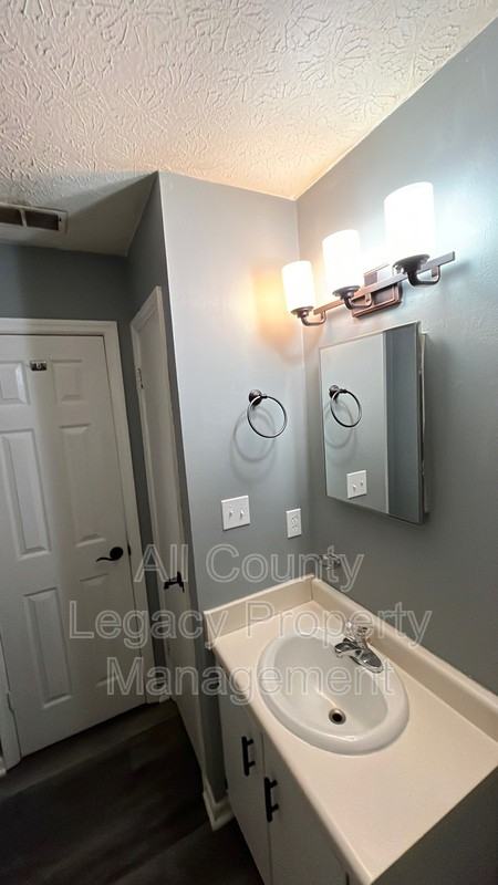 243 Windy Hill Way - Photo 6 of 7