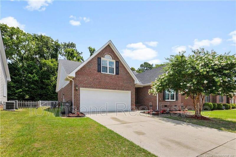 3539 Harrisburg Dr - Photo 2 of 23