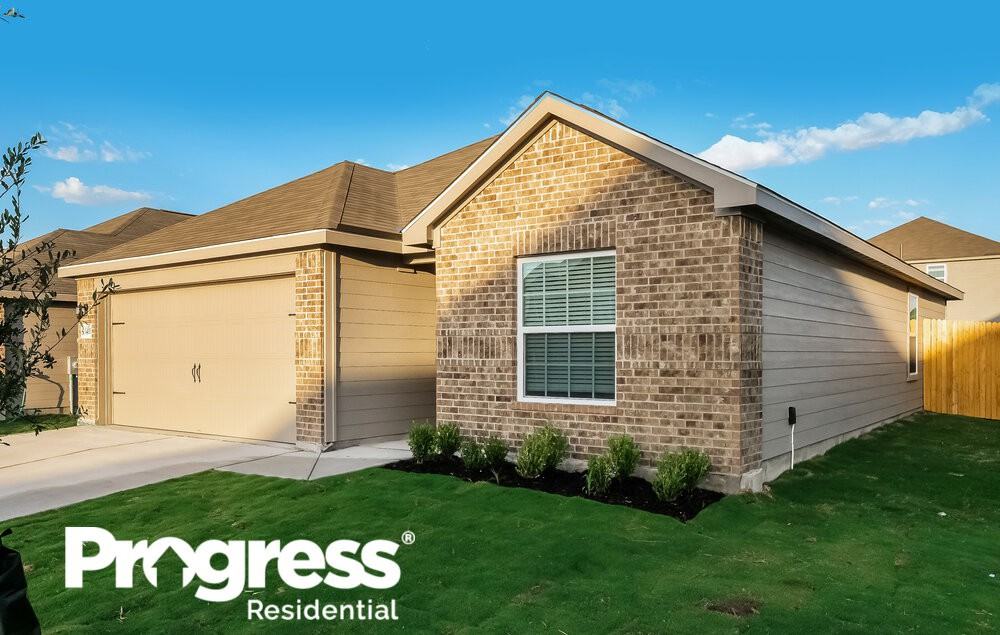 14016 Brandy Gilley Ln - Photo 3 of 16