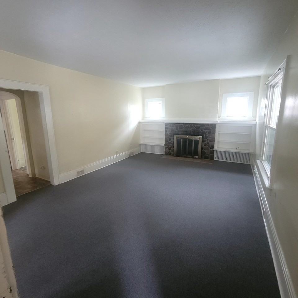 348 Ruckel Rd #1 - Photo 2 of 11